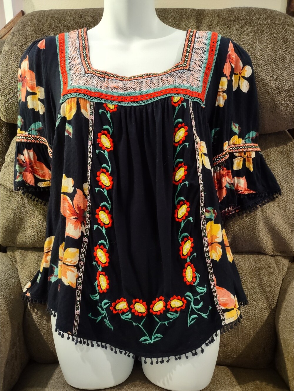 Anthropologie Peasant Prairie Boho Multicolor Floral Embroidered Fringe Top M